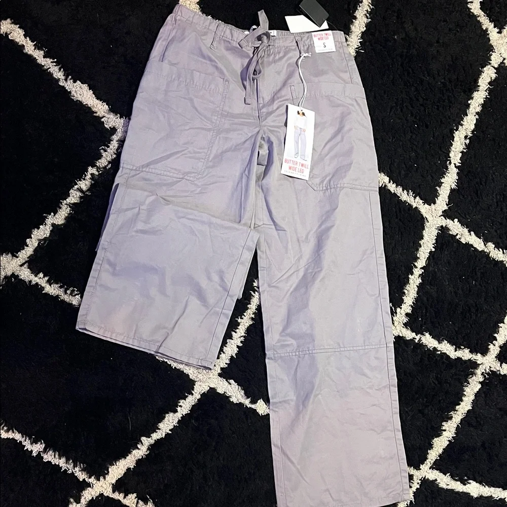 Celebrity Pink Light Gray Cargo Pants - Picture 1 of 1